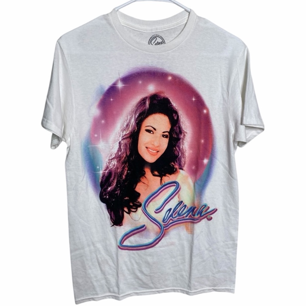 Selena White Graphic Women's Tee
